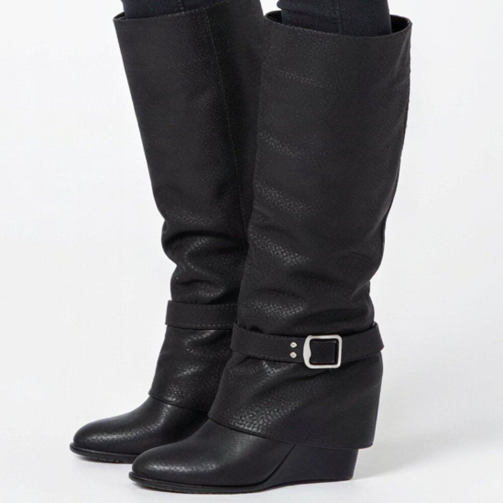 Vince Camuto Size 10 Black Knee-High Boots Wedge Embossed Suede